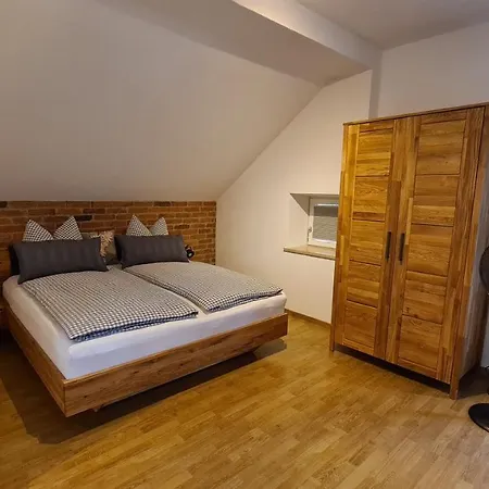 דירה Bunter Hirsch Im Garmischer Zentrum *