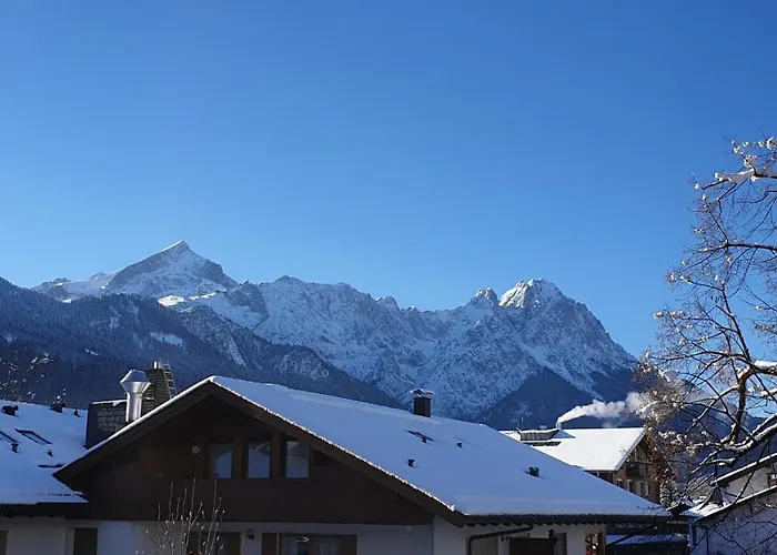 Bunter Hirsch Im Garmischer Zentrum Apartmán Garmisch-Partenkirchen